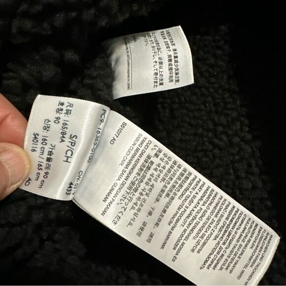 Levi's Men's Black Sherpa-Lined Jacket NWT Sz small - Picture 14 of 15